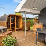 Nine - 200m From The Sea By Interhome *