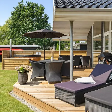 Holiday home Nine - 200m From The Sea By Interhome