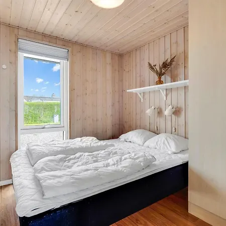 Nine - 200m From The Sea By Interhome