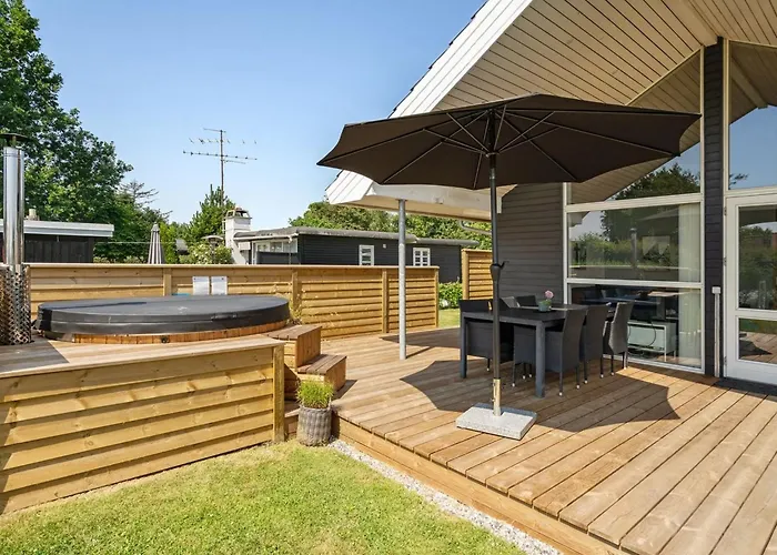 Holiday home Nine - 200m From The Sea By Interhome